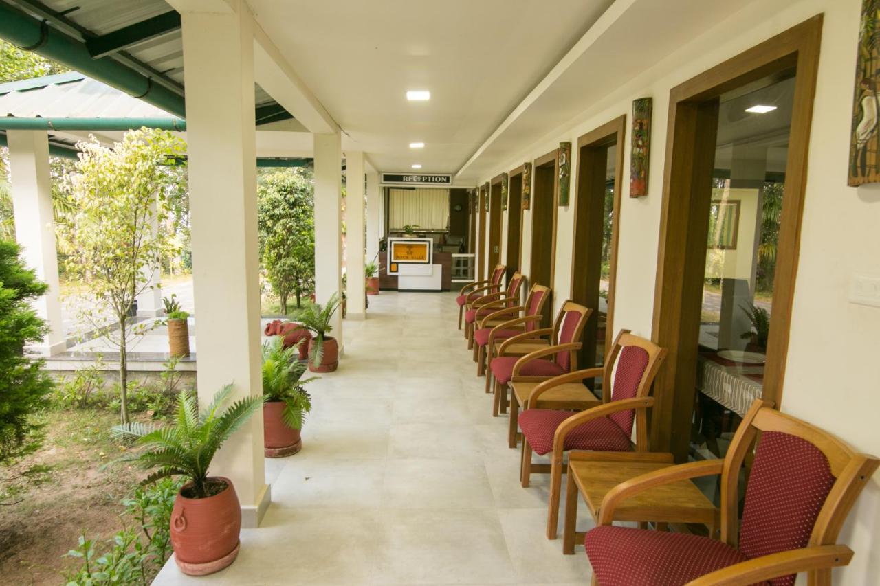 Hotel Rockville Sultan Bathery Exterior foto
